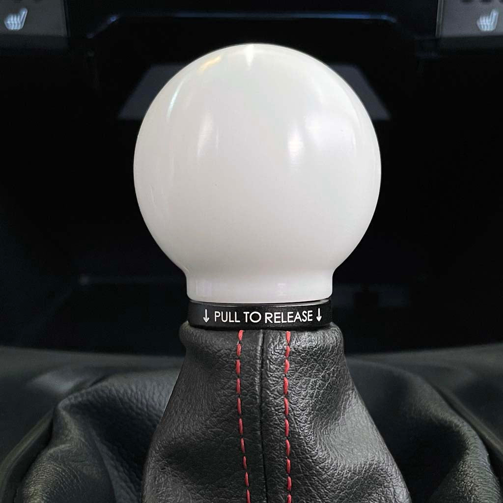 POCO Insulated Low-Profile Shift Knob in White (M10X1.5) - 0