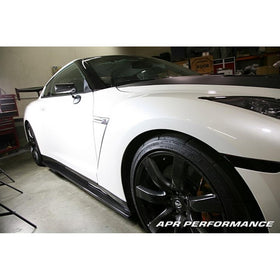 Nissan GTR R35 Side Rocker Extensions/ Side Skirt 2008-2016 - 0